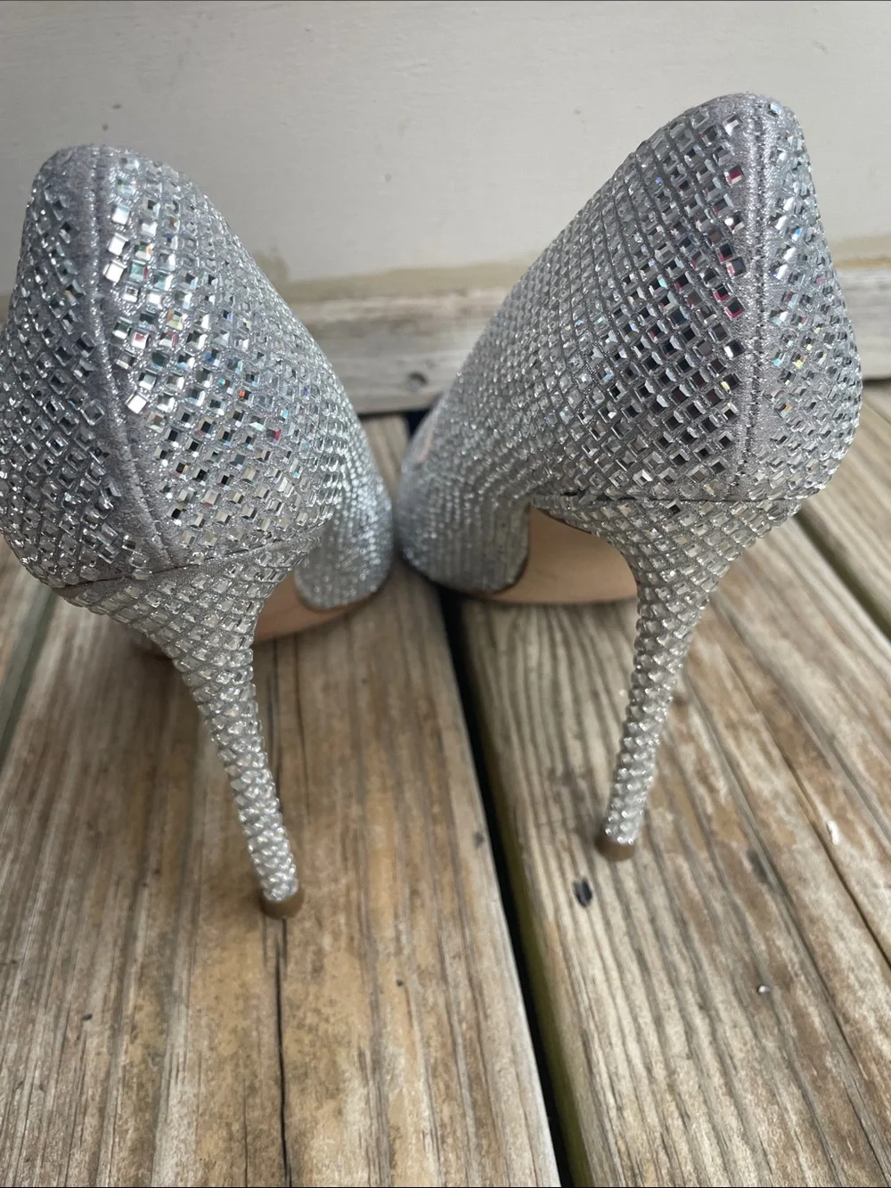 Steve Madden Vive Silver Rhinestone Crystal Pumps Size 10